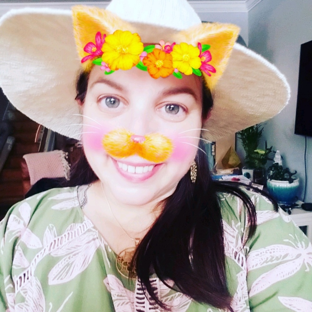 Meet your Posher, Bettina